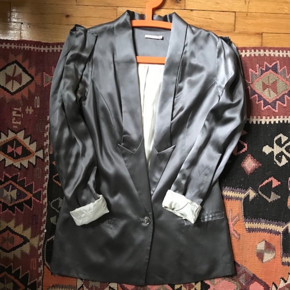 Wink Lilac Silk Blazer - Picture 3 of 9